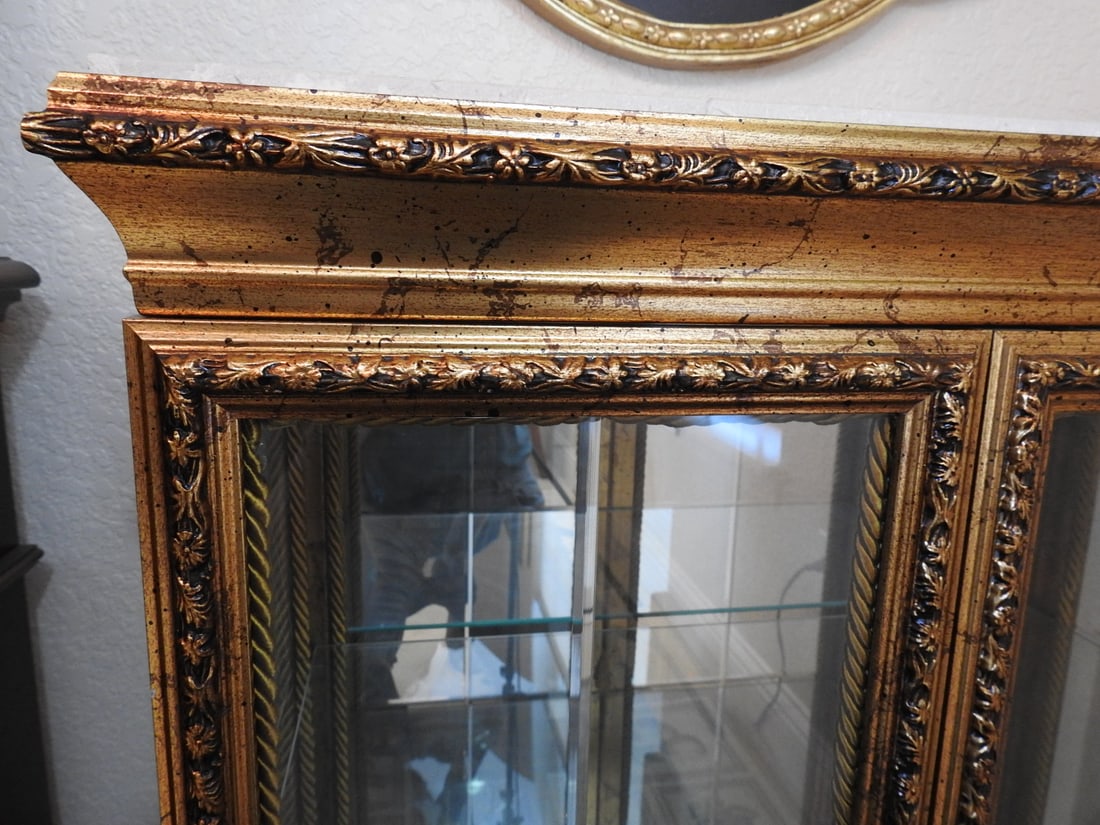 Venetian Rococo Revival Display Cabinet - 8
