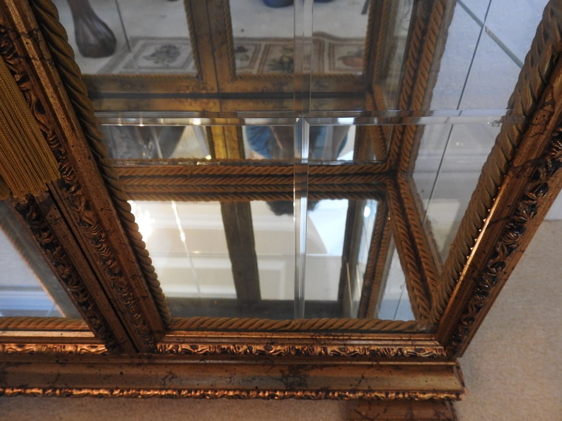 Venetian Rococo Revival Glass Display Cabinet - 4