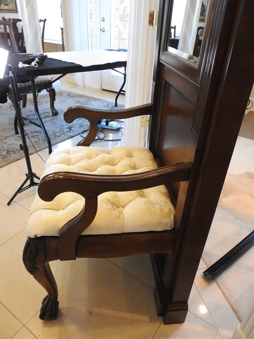 Design Toscano Kenmore Manor Hall Stand with Tufted Seat - 11