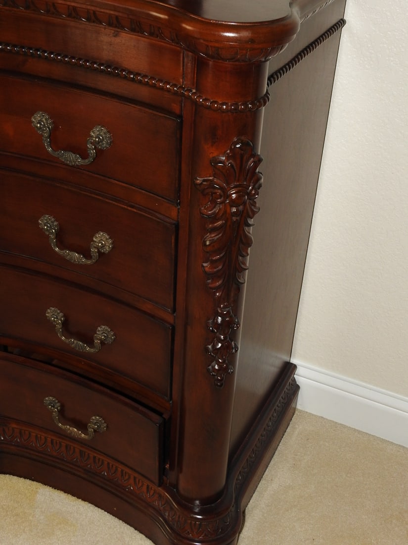 Vintage Rococo Style Carved Mahogany Bedroom Set - 12
