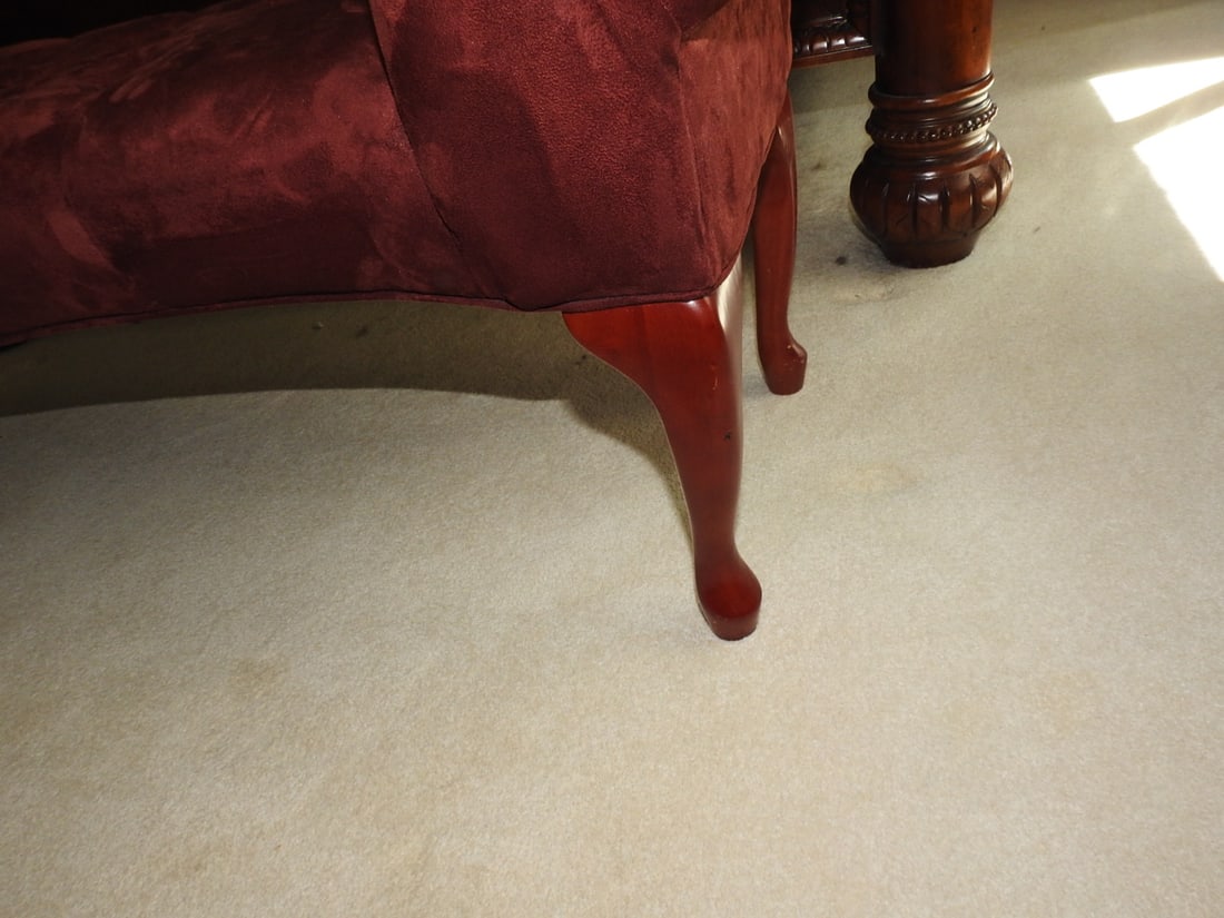 Rococo Style Burgundy Tufted Settee Bench - 3