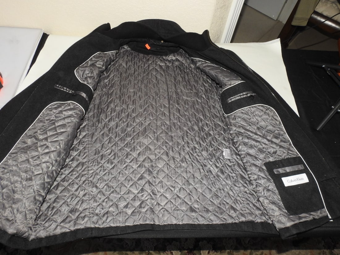 Men’s Calvin Klein Large Black Jacket - 6