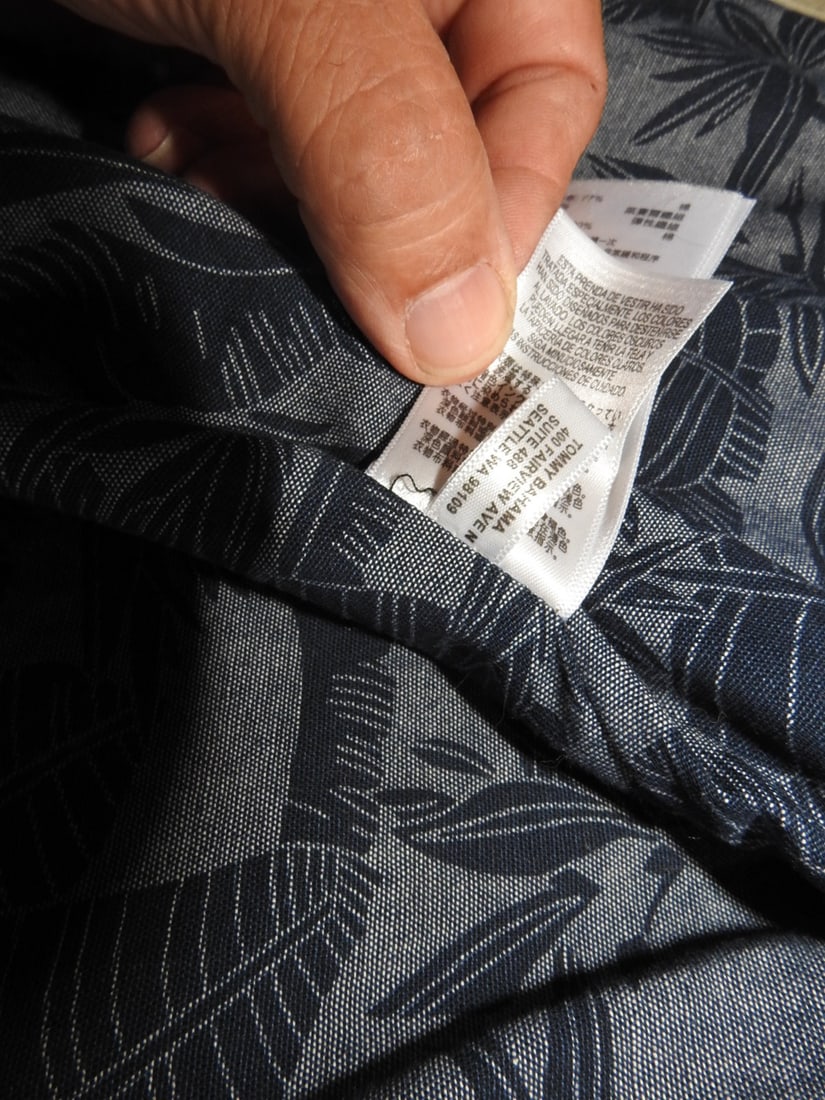 Tommy Bahama Large Khaki Coat - 13