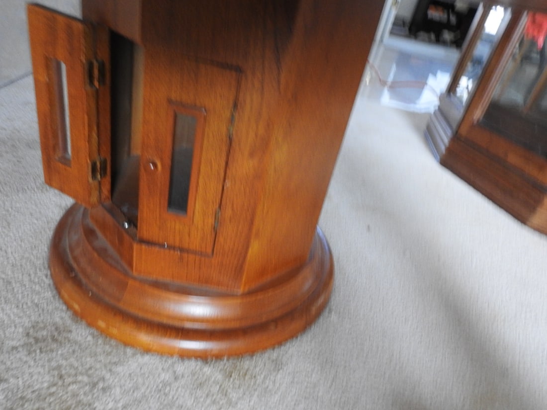 Vintage Gear-Operated Coffee Table Clock - 3