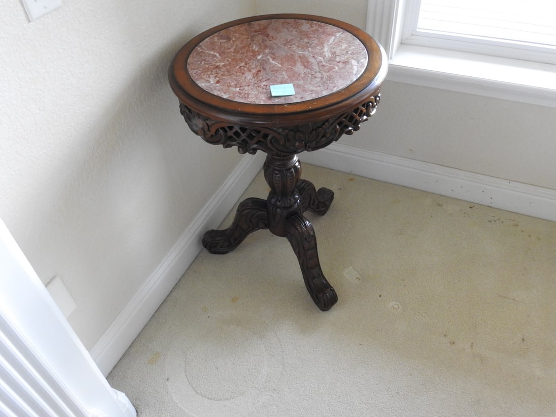 Rococo Style Marble Top Accent Table: Rococo style accent table with Breccia Pernice marble top, mahogany wood frame, carved apron, and pedestal/cabriole leg base. Approx. 29.5 x 21.5 x 21.5 in.