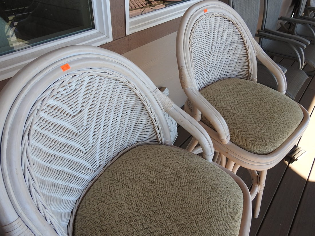 Pair of Bamboo & Rattan Bar Stools - 3