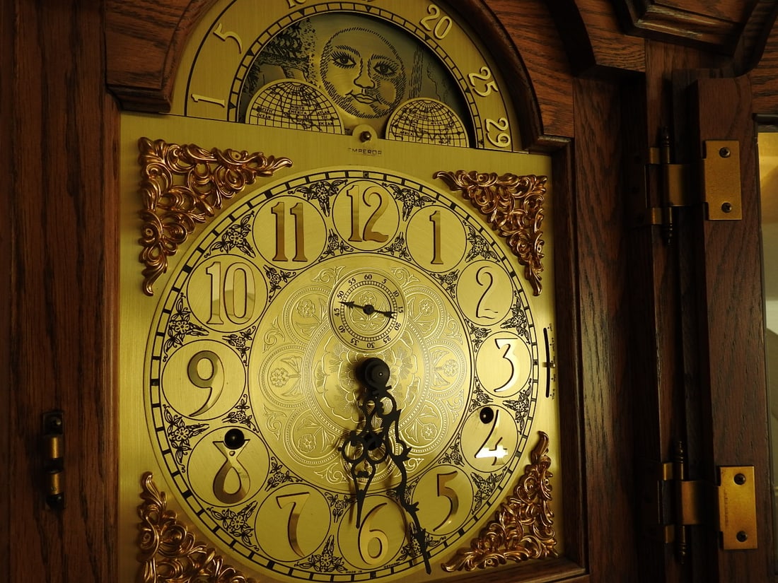 Emperor Oak & Brass Grandfather Clock - 3