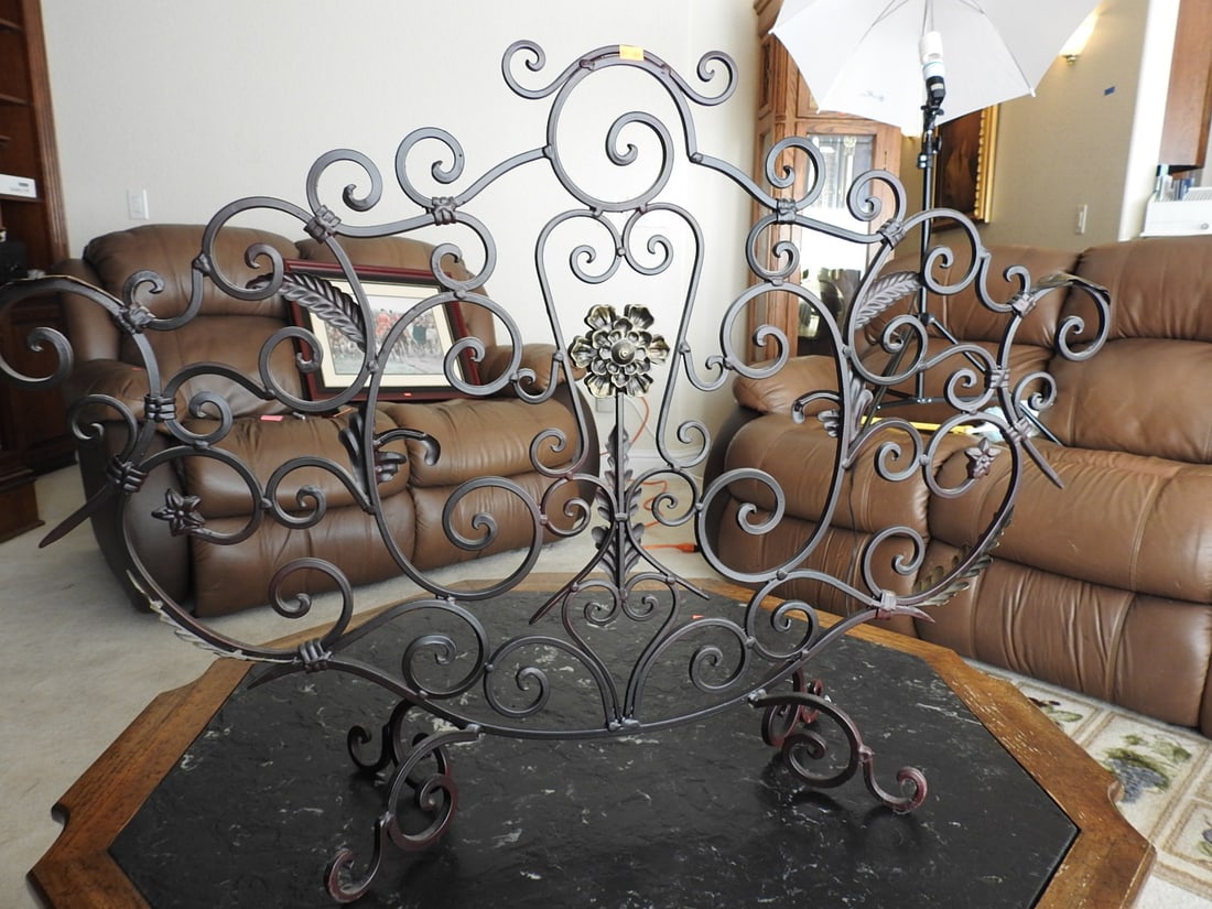Classical Style Scroll Metal Fireplace Screen - 7