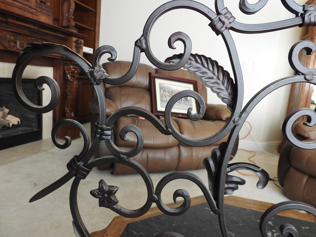 Classical Style Scroll Metal Fireplace Screen - 8