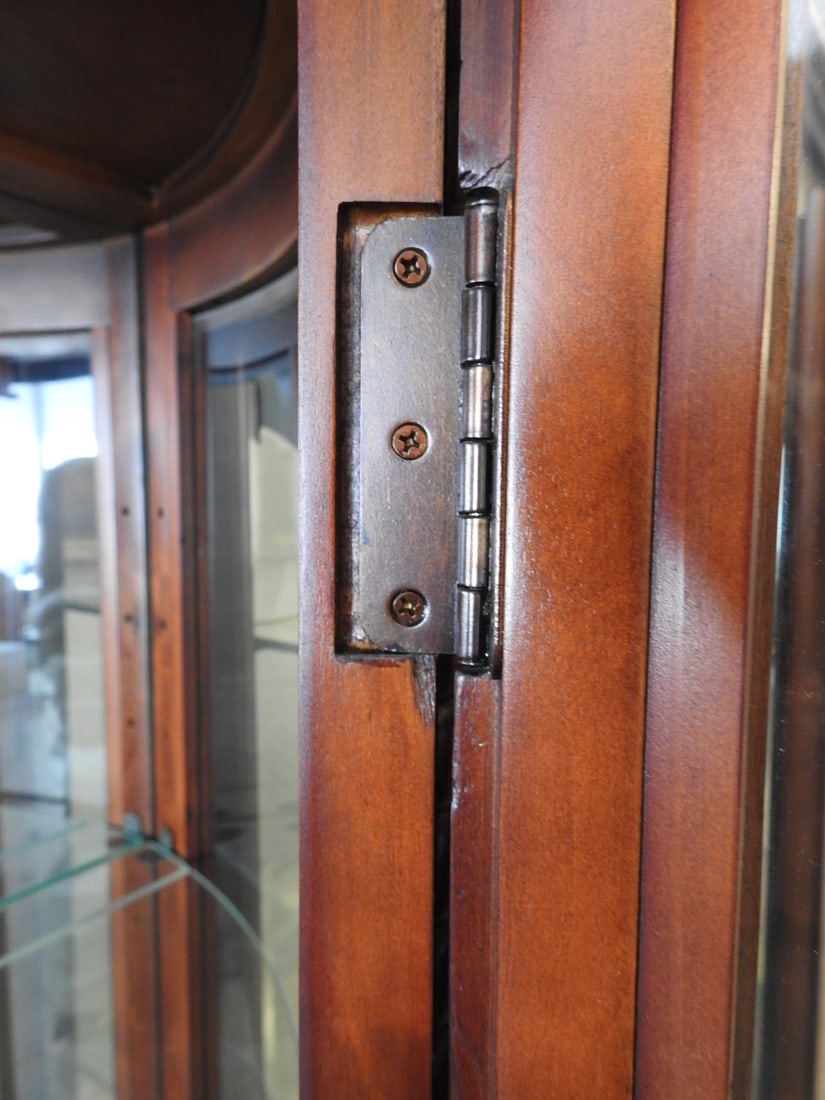 Classical Style Half-Round Glass Curio Cabinet - 11