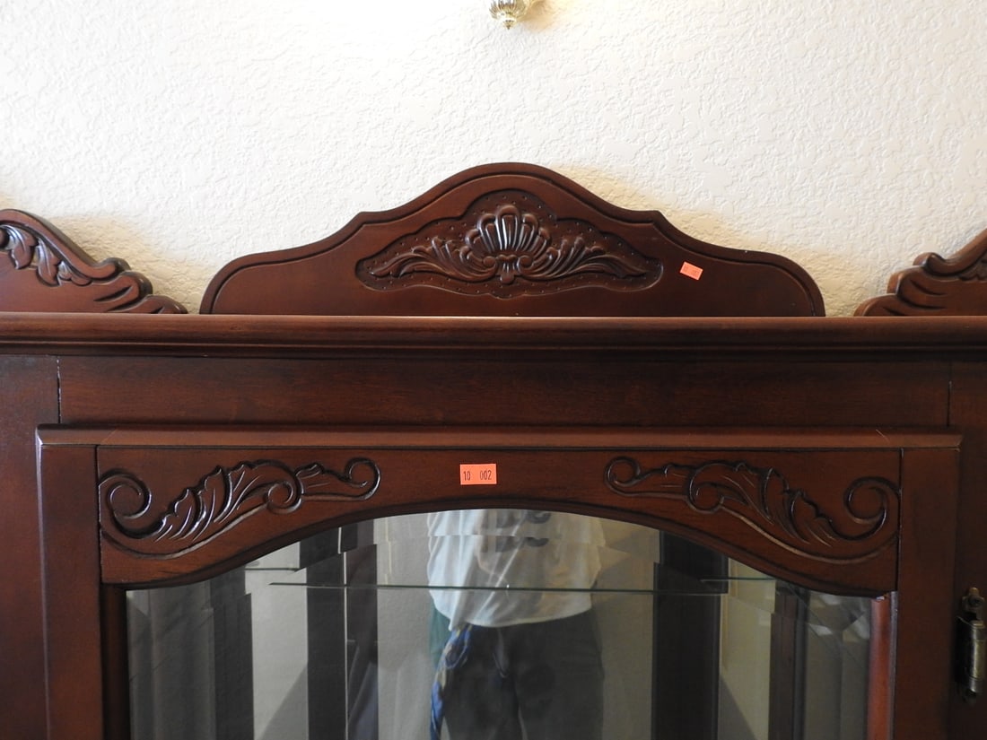 Classical Style Glass Curio Cabinet - 3