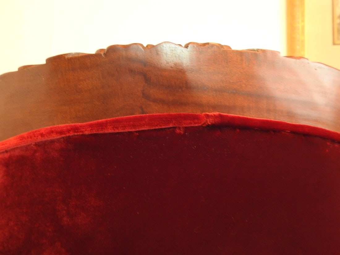 Vintage Victorian Style Red Velvet Parlor Chair - 11