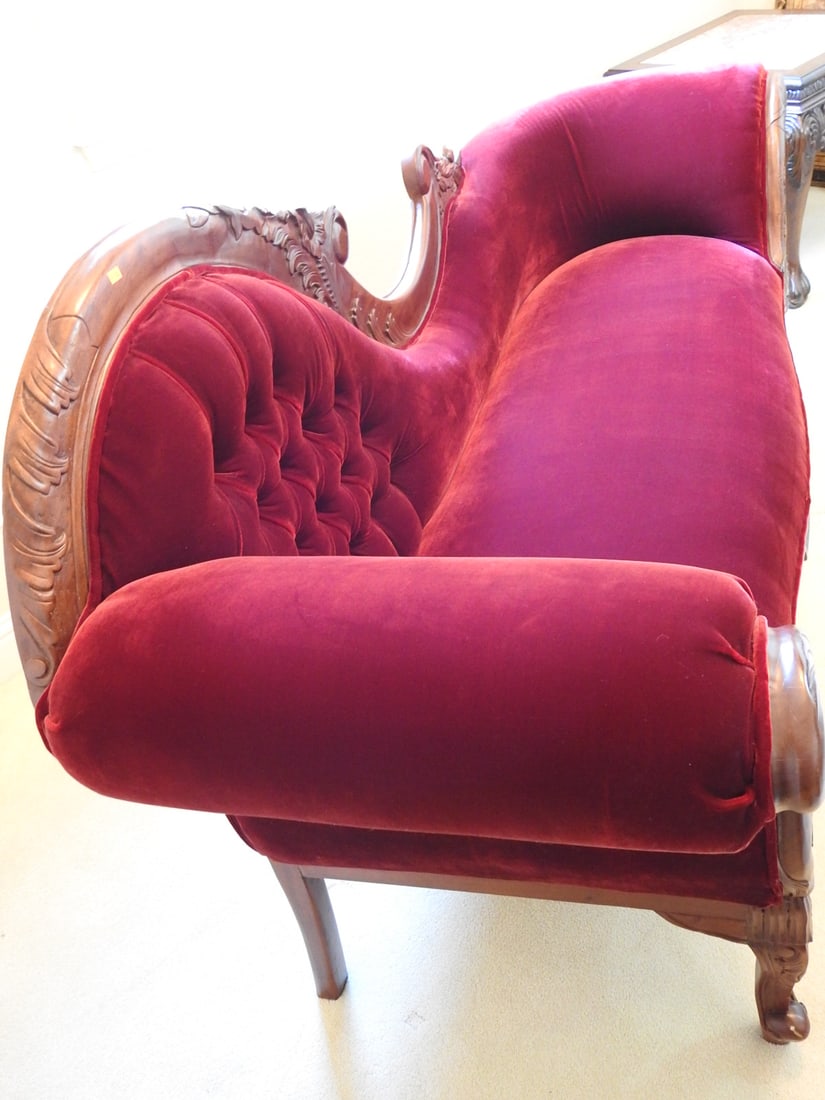 Vintage Victorian Style Red Velvet Chaise Lounge - 10