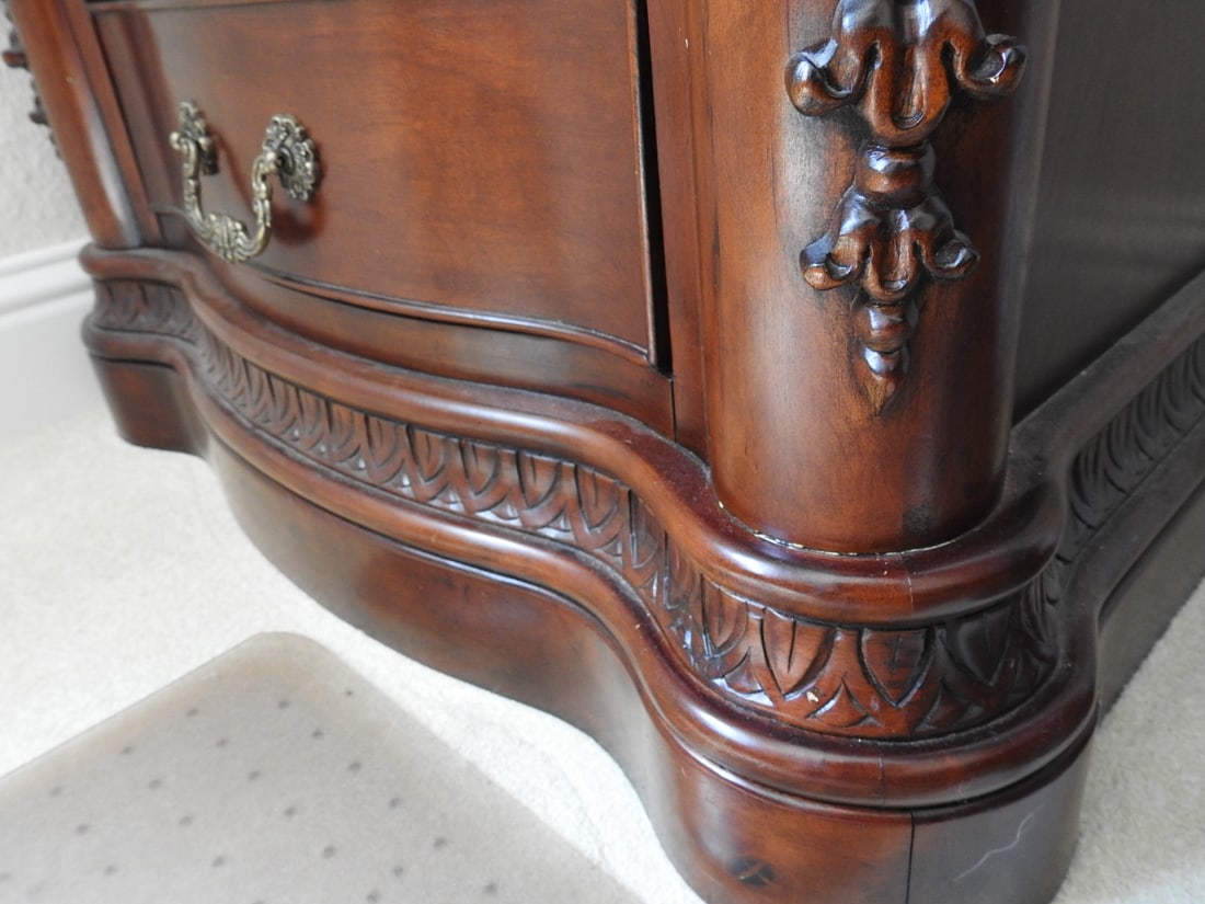 Classical Style Carved Mahogany Nightstand with Drawers - 5