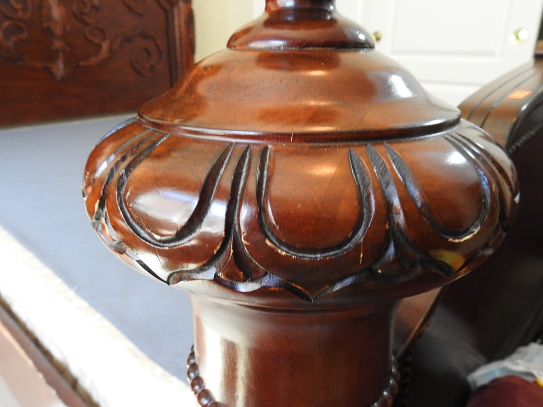 Vintage Rococo Style Carved Mahogany Sleigh Bed - 5