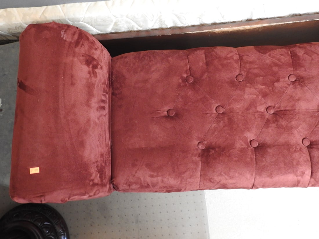 Rococo Style Burgundy Tufted Settee Bench - 3
