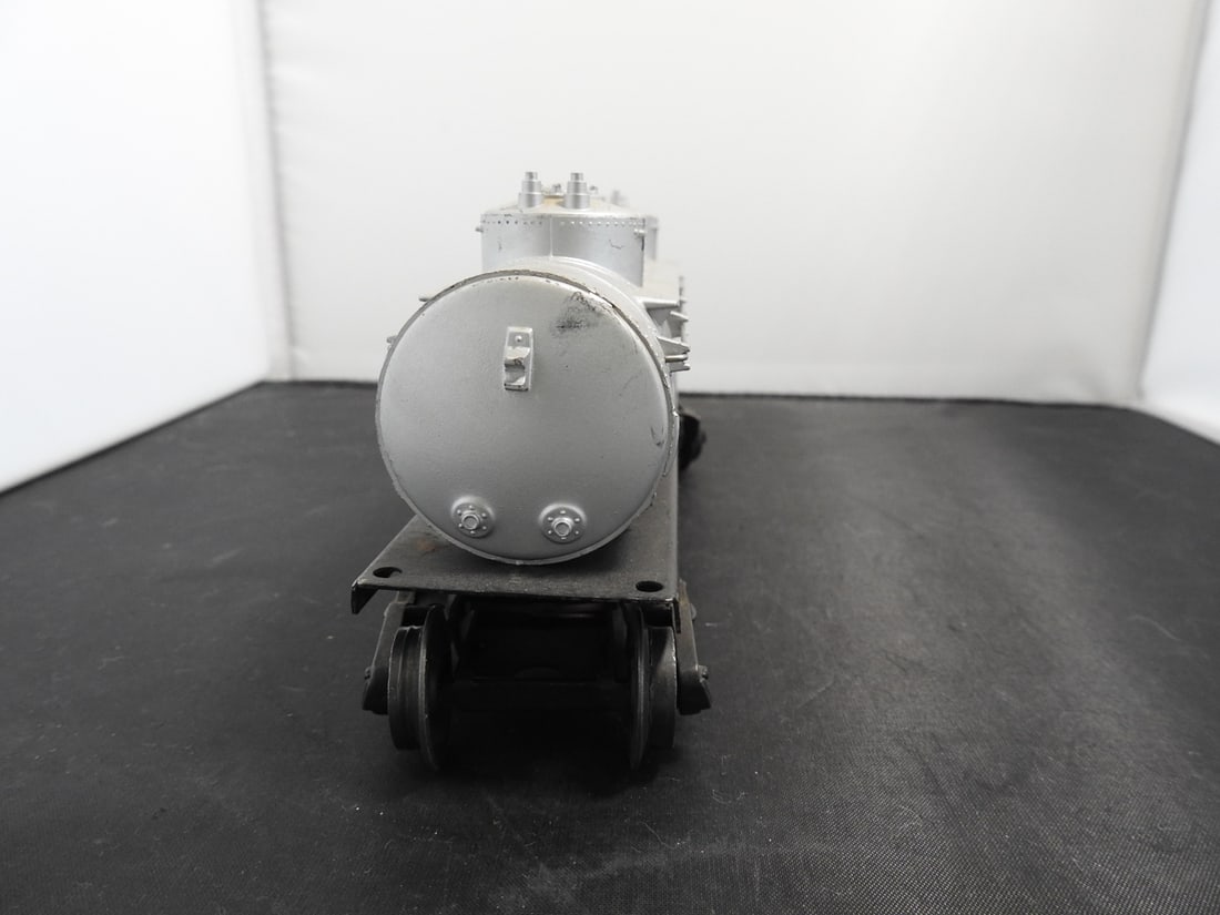 Lionel No. 6465 Sunoco Two-Dome Tank Car - 5