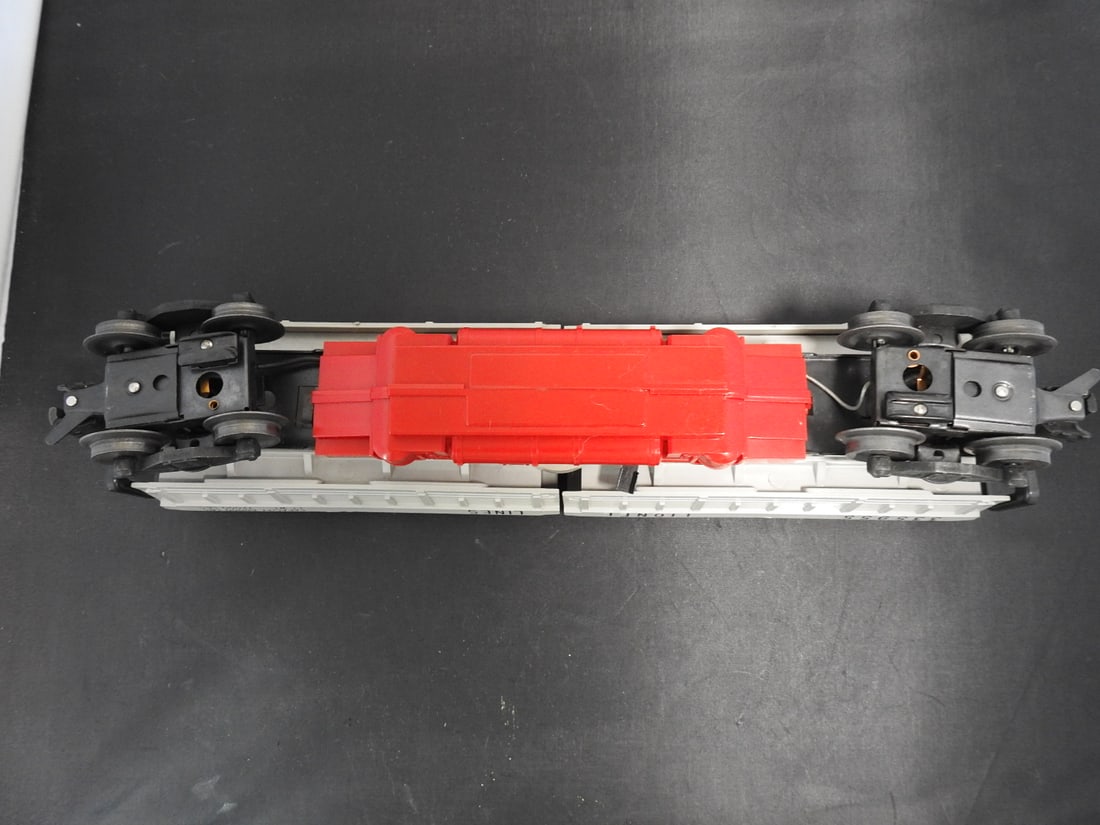 Lionel No. 3359-55 Operating Twin-Hopper Dump Car - 3