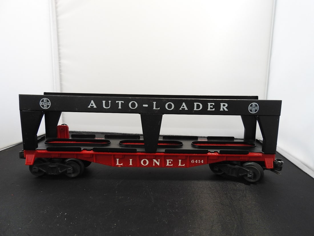 Lionel No. 6414 Evans Auto-Loader Flatcar - 2