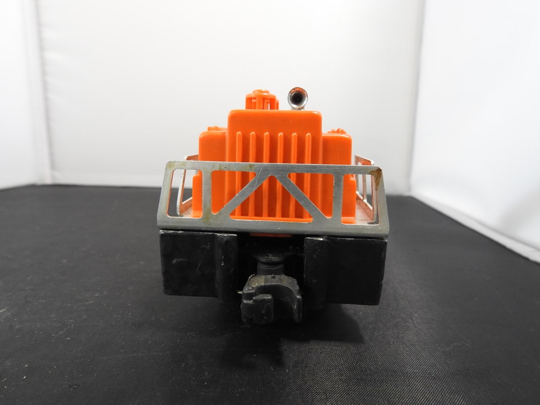 Lionel No. 3927 Track Cleaning Car - 6