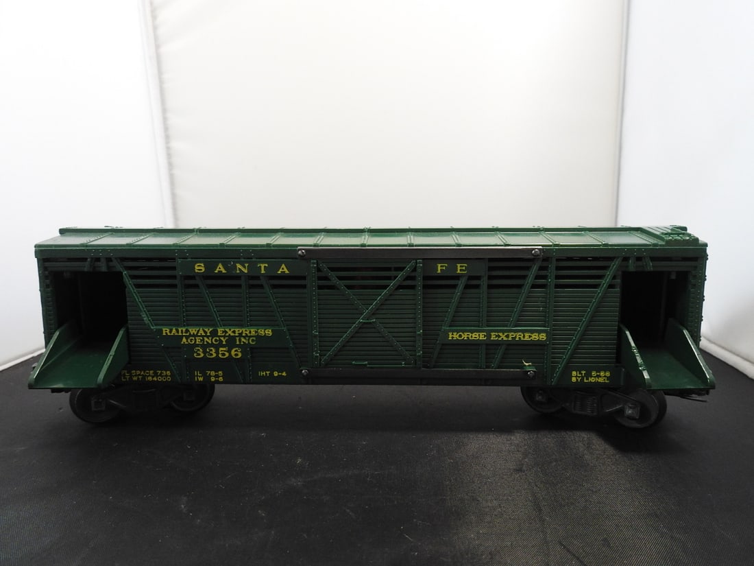 Lionel No. 3356 Santa Fe Operating Horse Express Car - 6