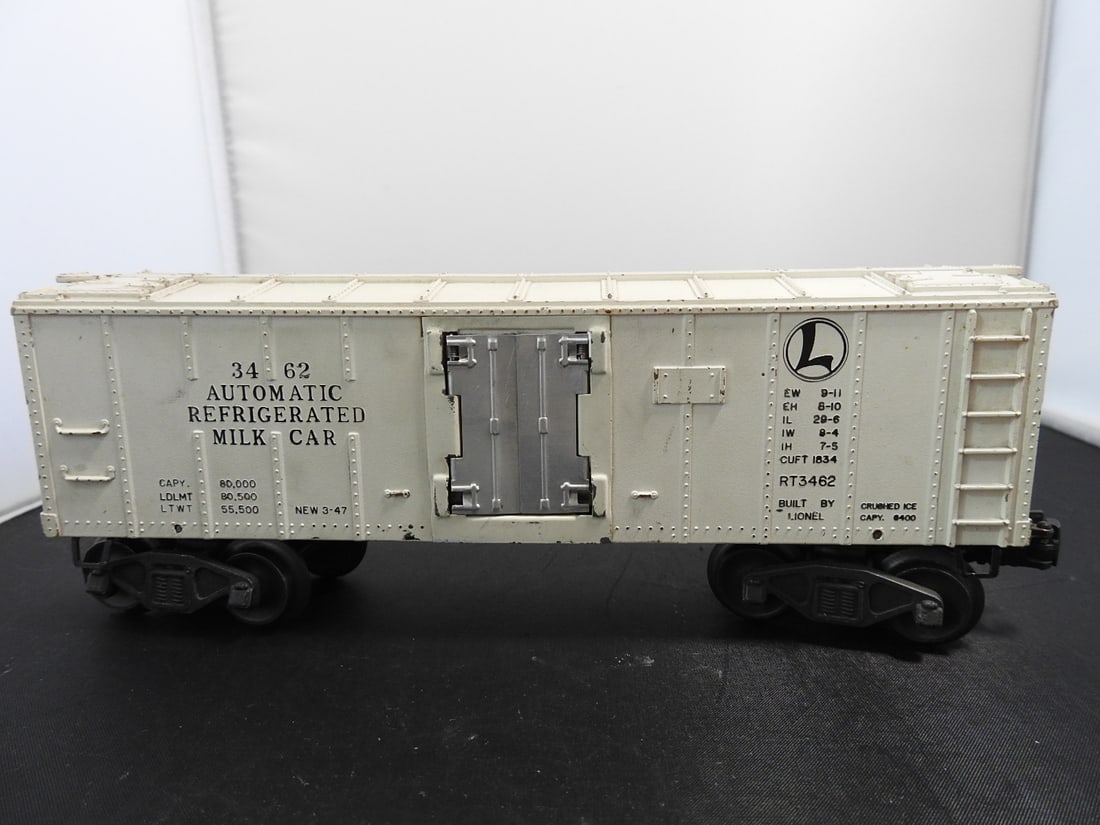 Lionel No. 3462 Automatic Refrigerated Milk Car - 3