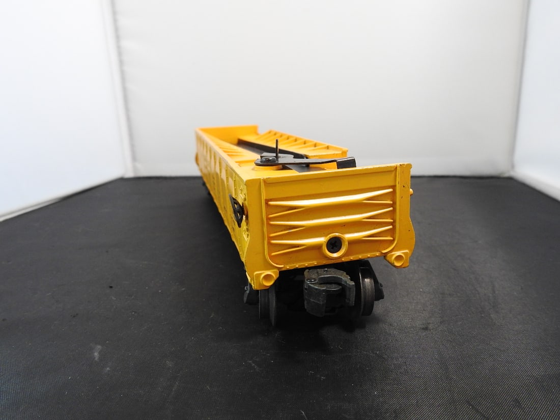 Lionel No. 3562-50 AT&SF Operating Barrel Car - 4