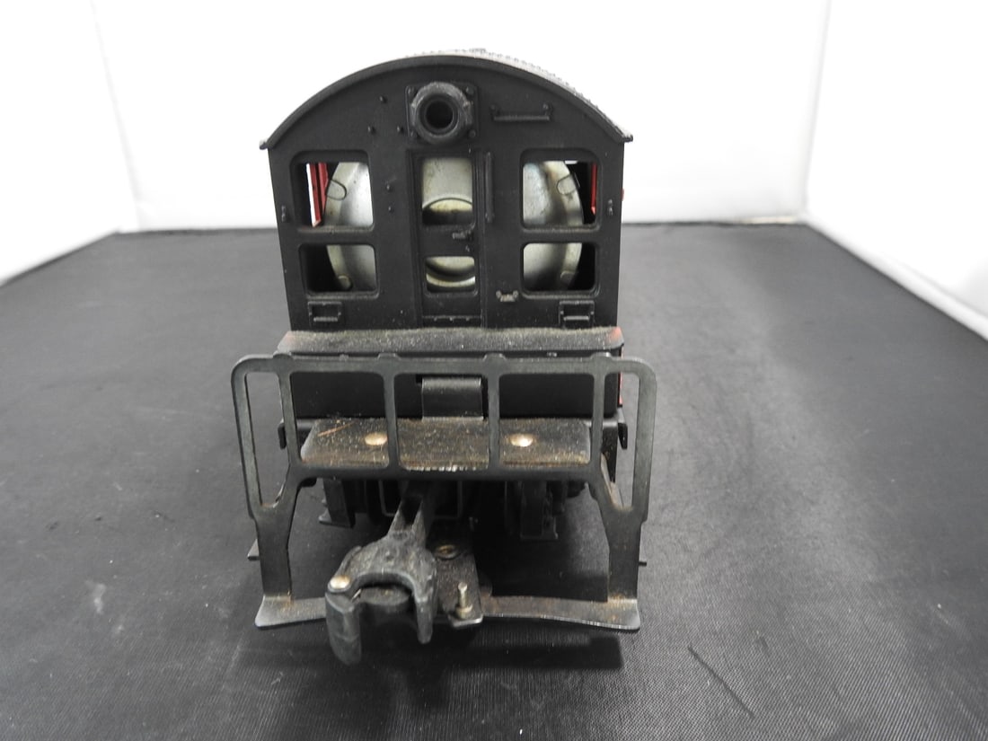 Lionel No. 601 Seaboard NW-2 Diesel Switcher - 8