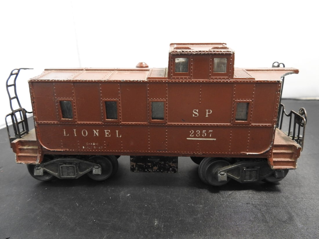 Lionel No. 2357 Southern Pacific Caboose - 4