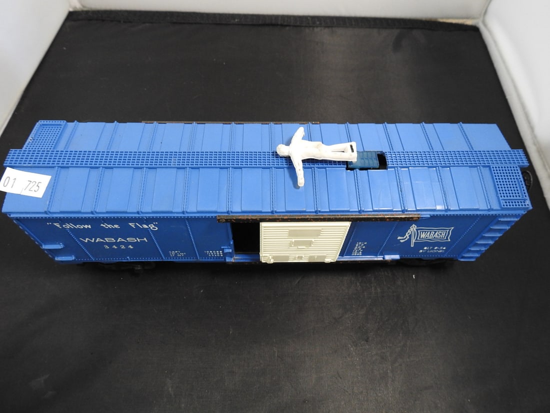 Lionel No. 3424 Wabash Operating Brakeman Boxcar - 2