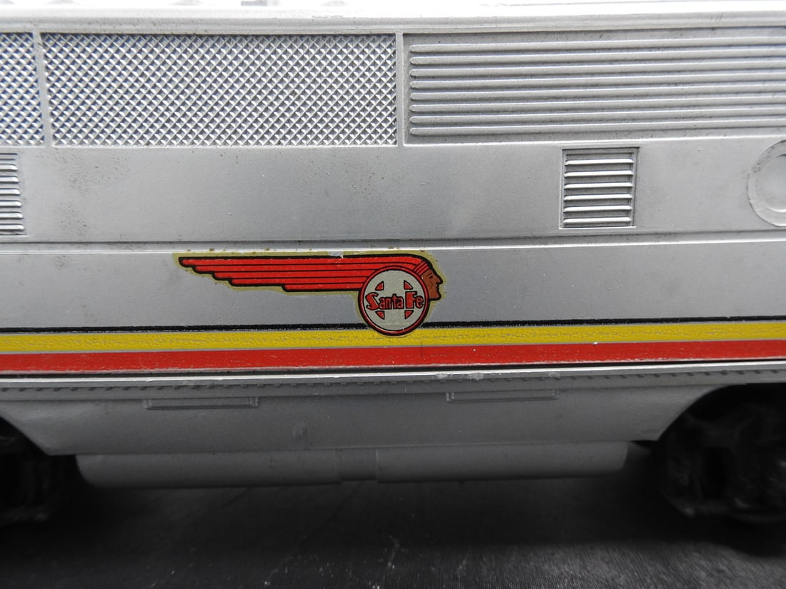 Lionel Santa Fe F3B Diesel Electric Unit - 3