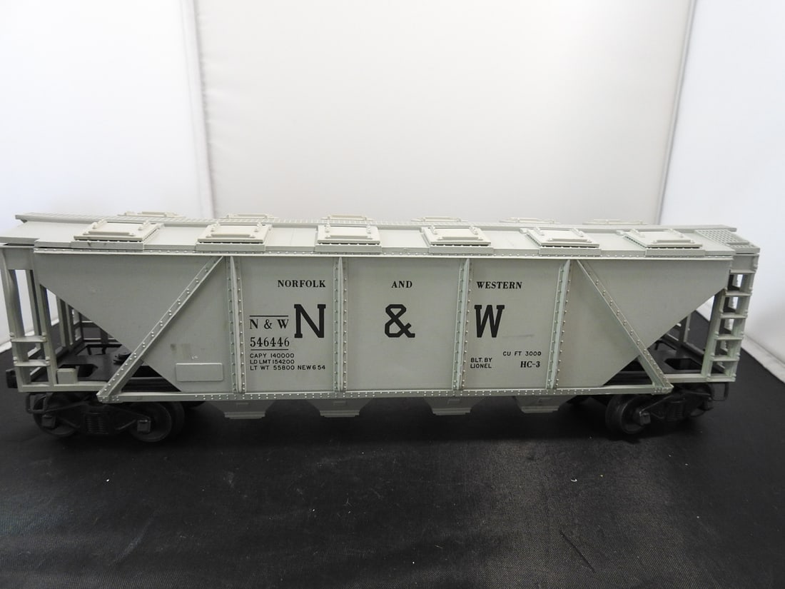Lionel Norfolk & Western 546446 Covered Hopper Car - 3