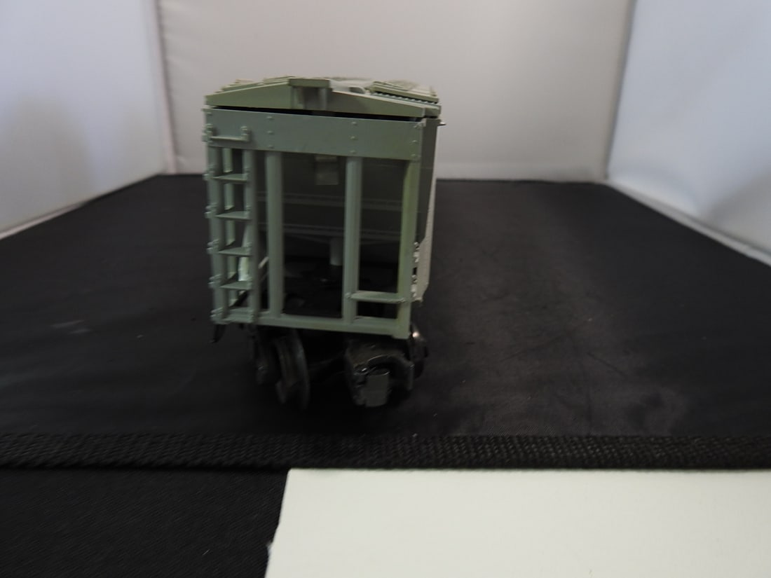 Lionel Norfolk & Western 546446 Covered Hopper Car - 4
