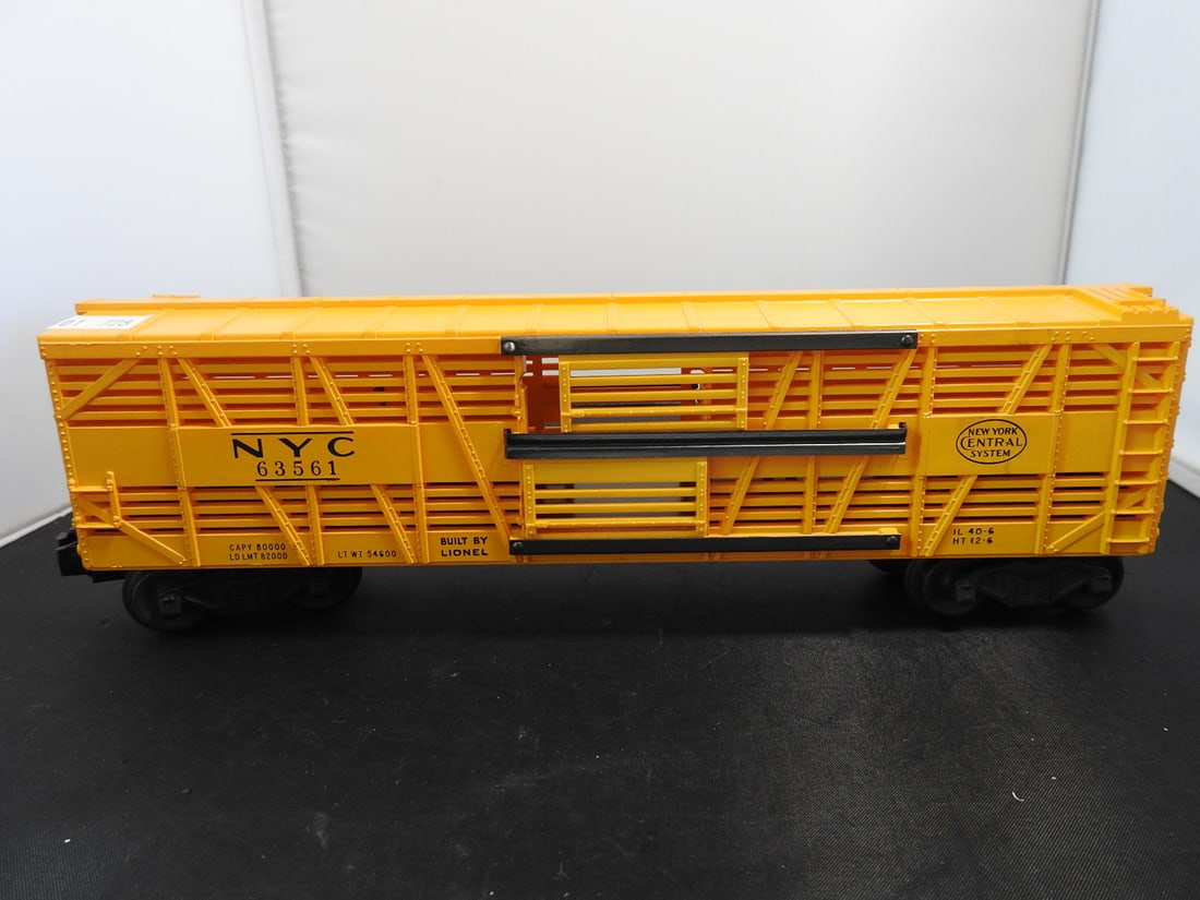 Lionel New York Central 63561 Stock Car (1 of 6)