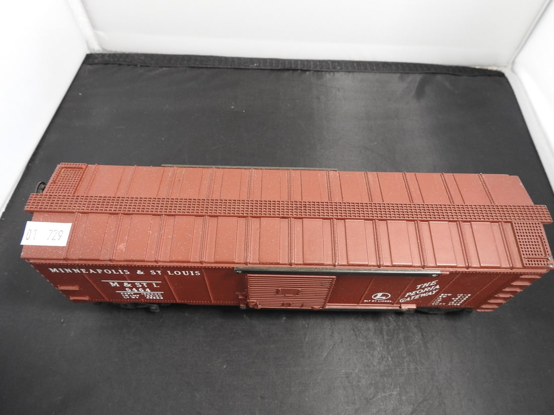 Lionel No. 6464 Minneapolis & St. Louis Boxcar - 2