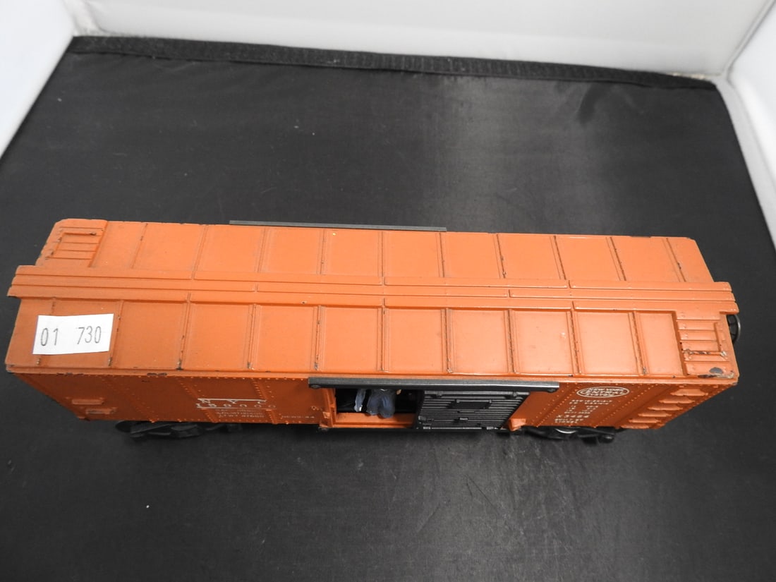Lionel X3464 New York Central Operating Boxcar - 2