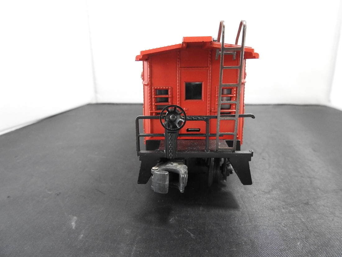 Lionel No. 6517 Bay Window Caboose - 4