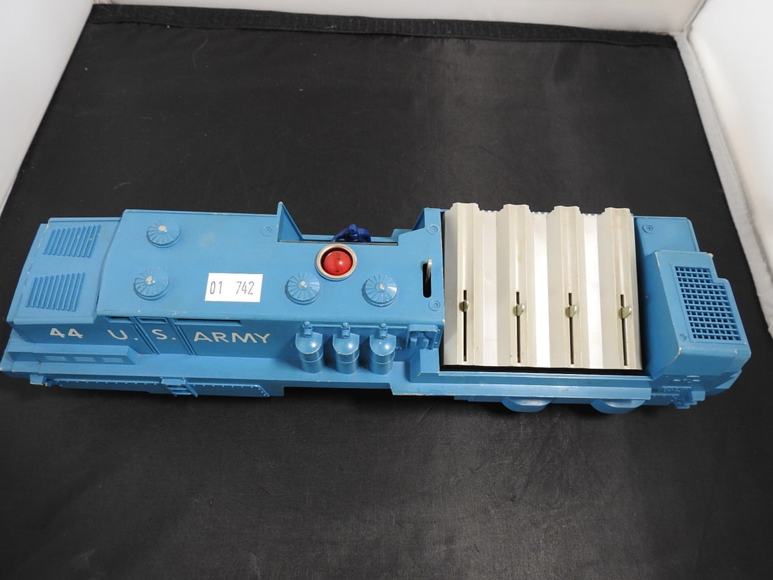 Lionel No. 44 U.S. Army Missile Launcher Locomotive - 5