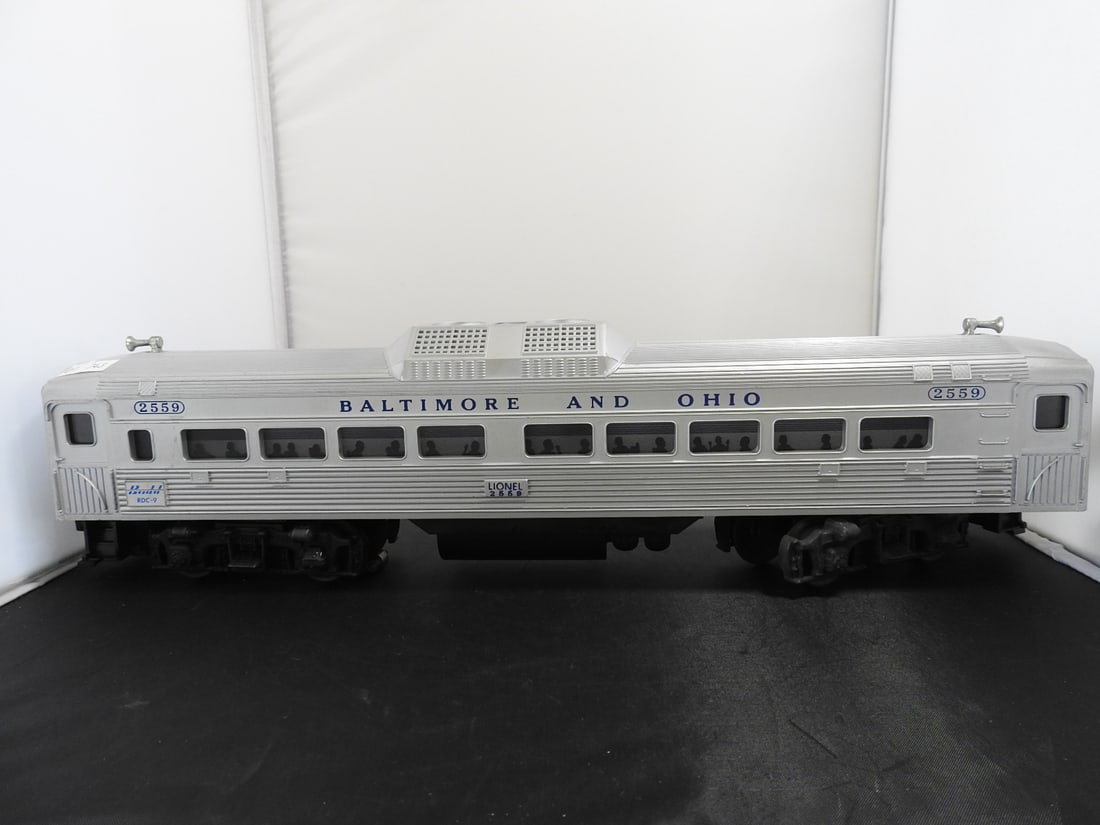 Lionel No. 2559 Baltimore & Ohio RDC Passenger Car - 6