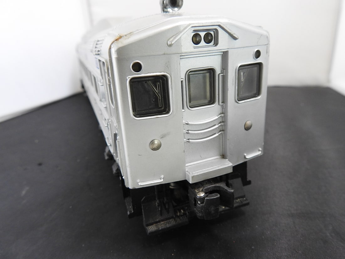 Lionel No. 400 Baltimore & Ohio RDC Passenger Car - 7
