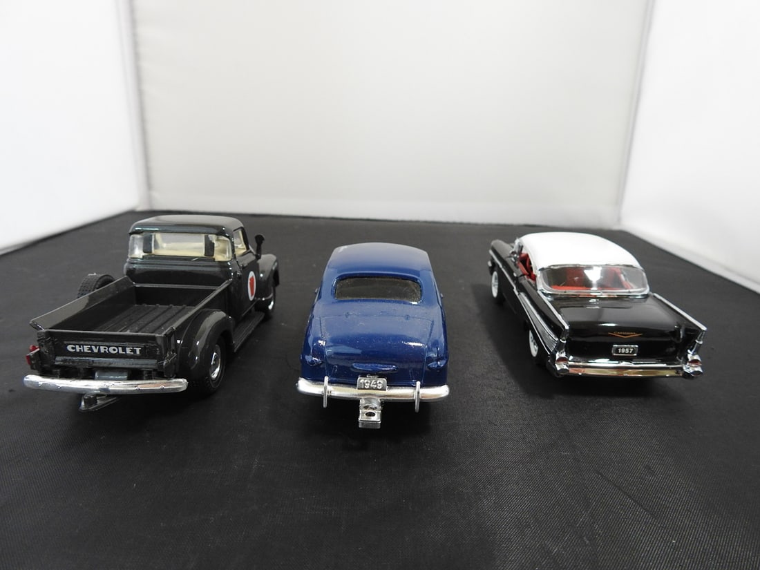 Lot of Three Die-Cast Classic Cars - 3