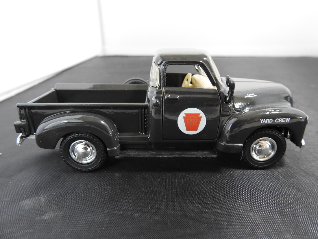 Lot of Three Die-Cast Classic Cars - 4