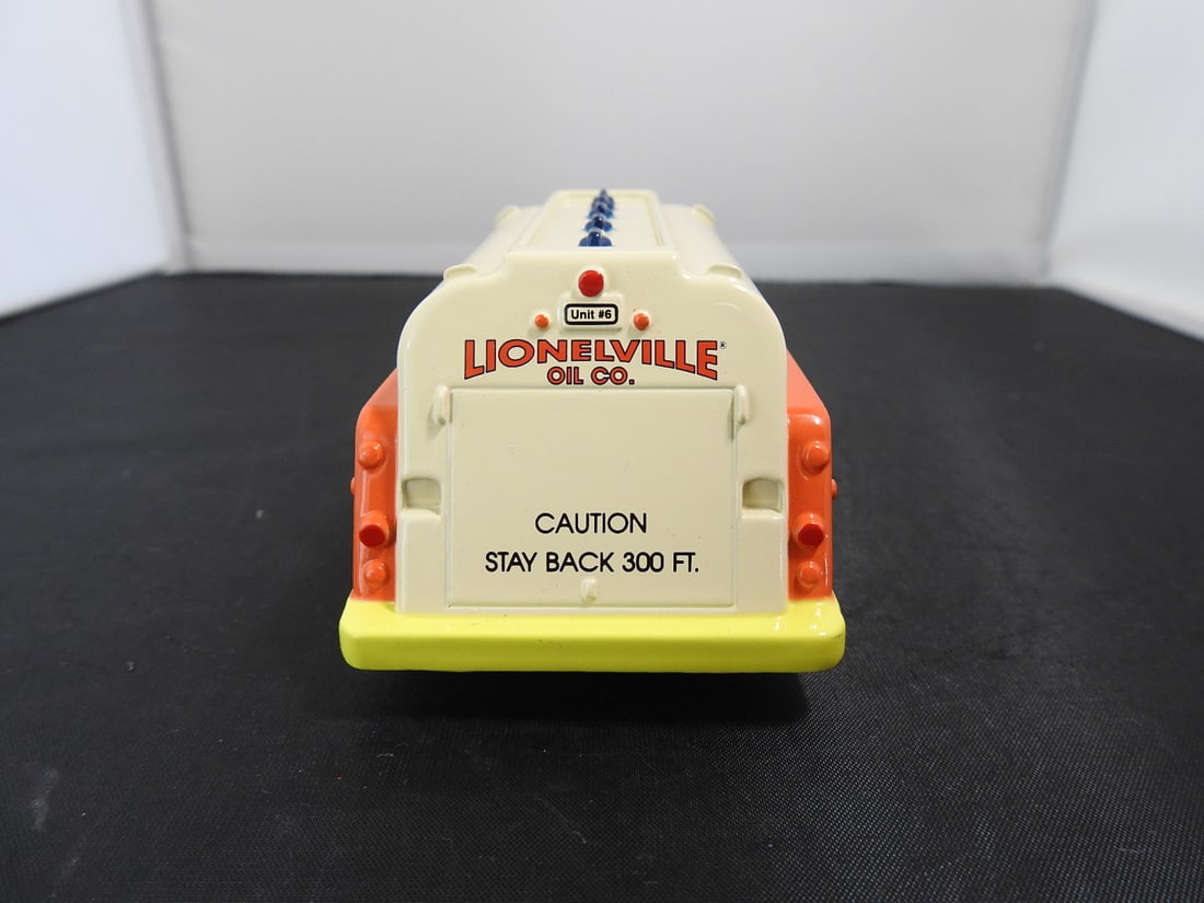Lot of Two Lionelville Die-Cast Trucks - 7