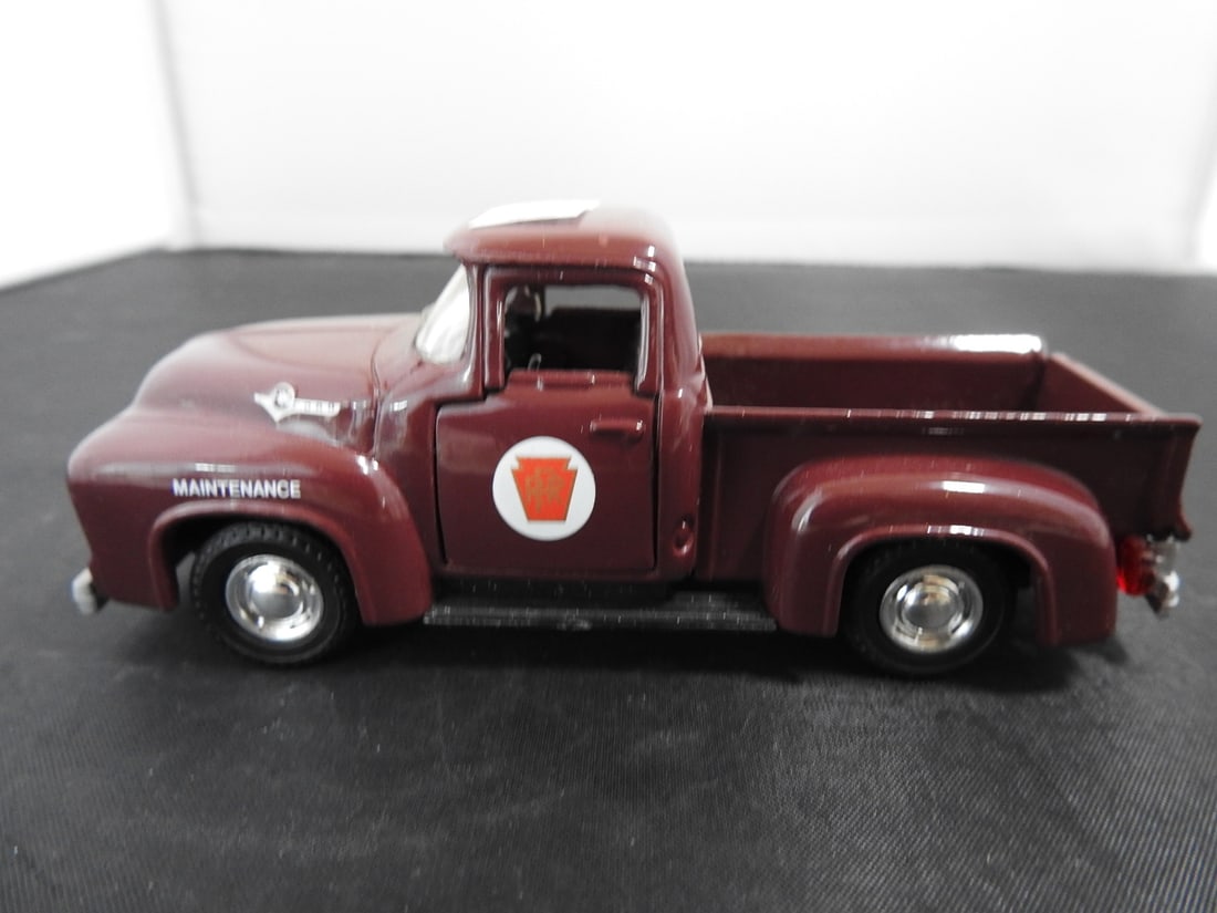 Ertl Die-Cast Advertising Vehicle Lot of 3 - 10