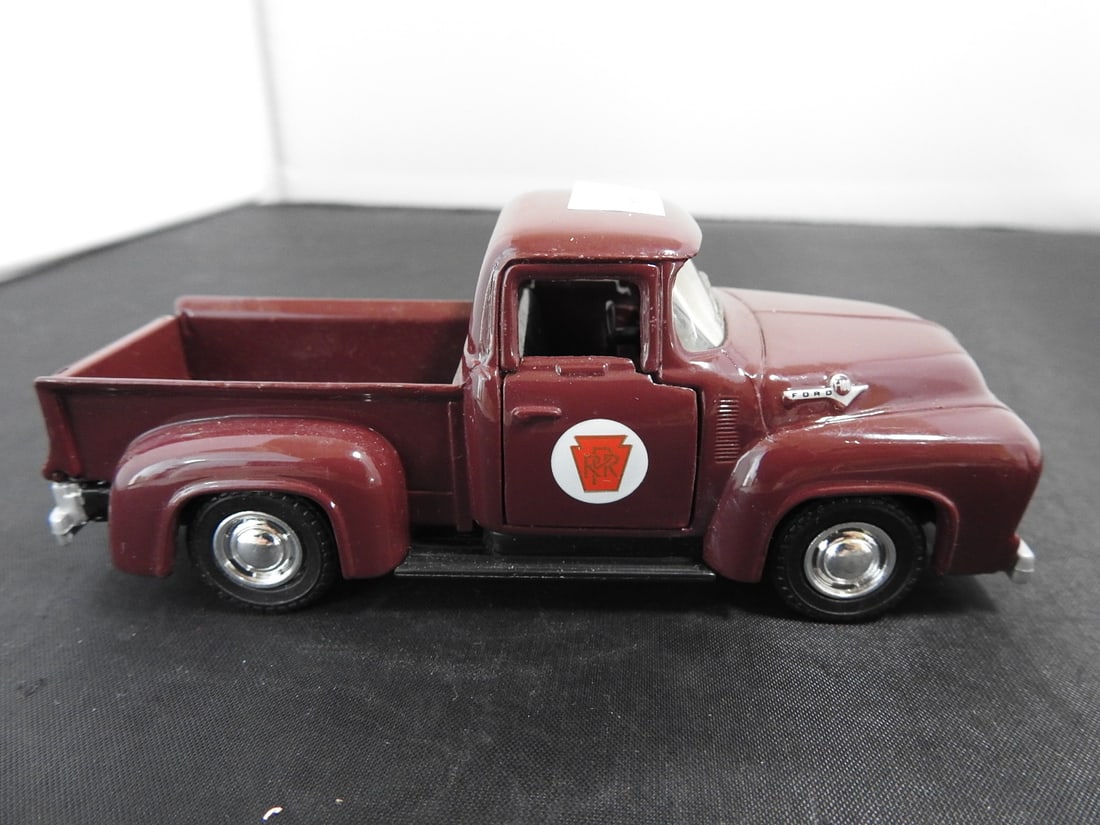 Ertl Die-Cast Advertising Vehicle Lot of 3 - 11
