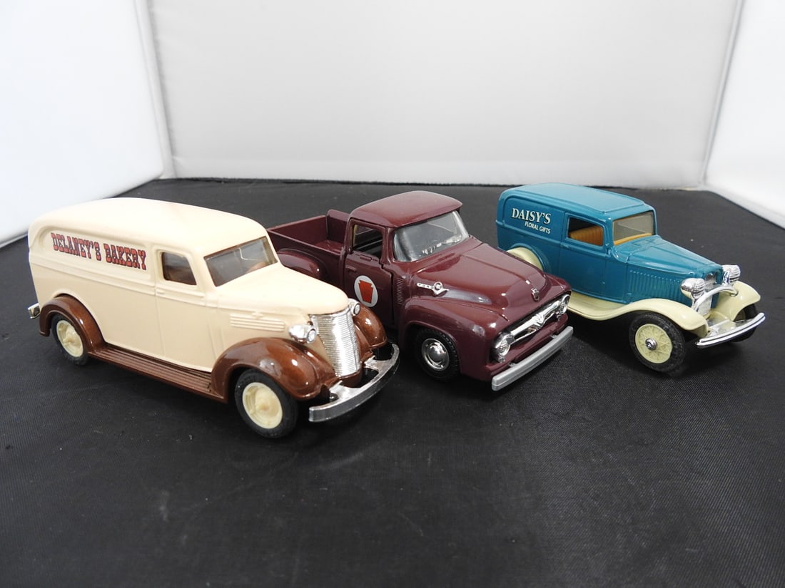 Ertl Die-Cast Advertising Vehicle Lot of 3 - 2