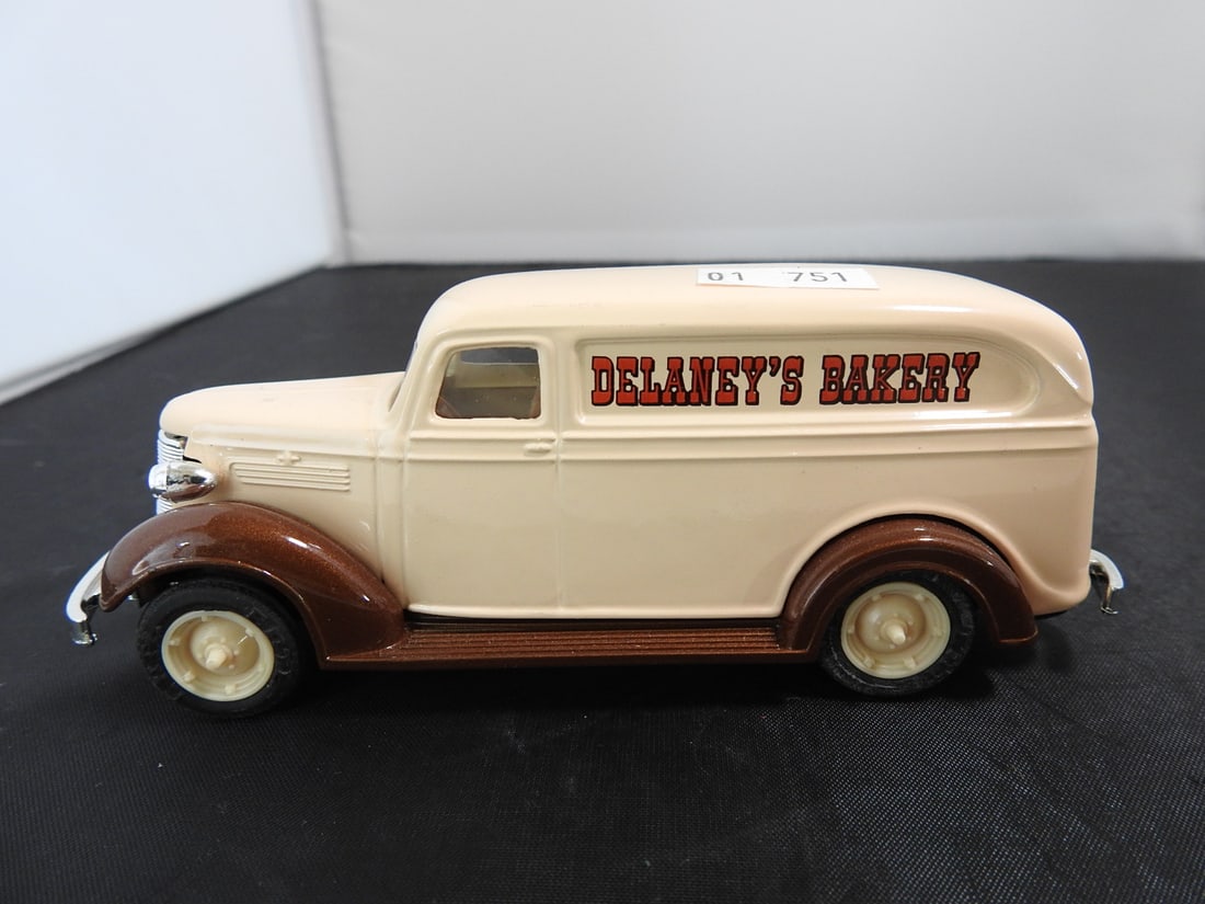 Ertl Die-Cast Advertising Vehicle Lot of 3 - 3