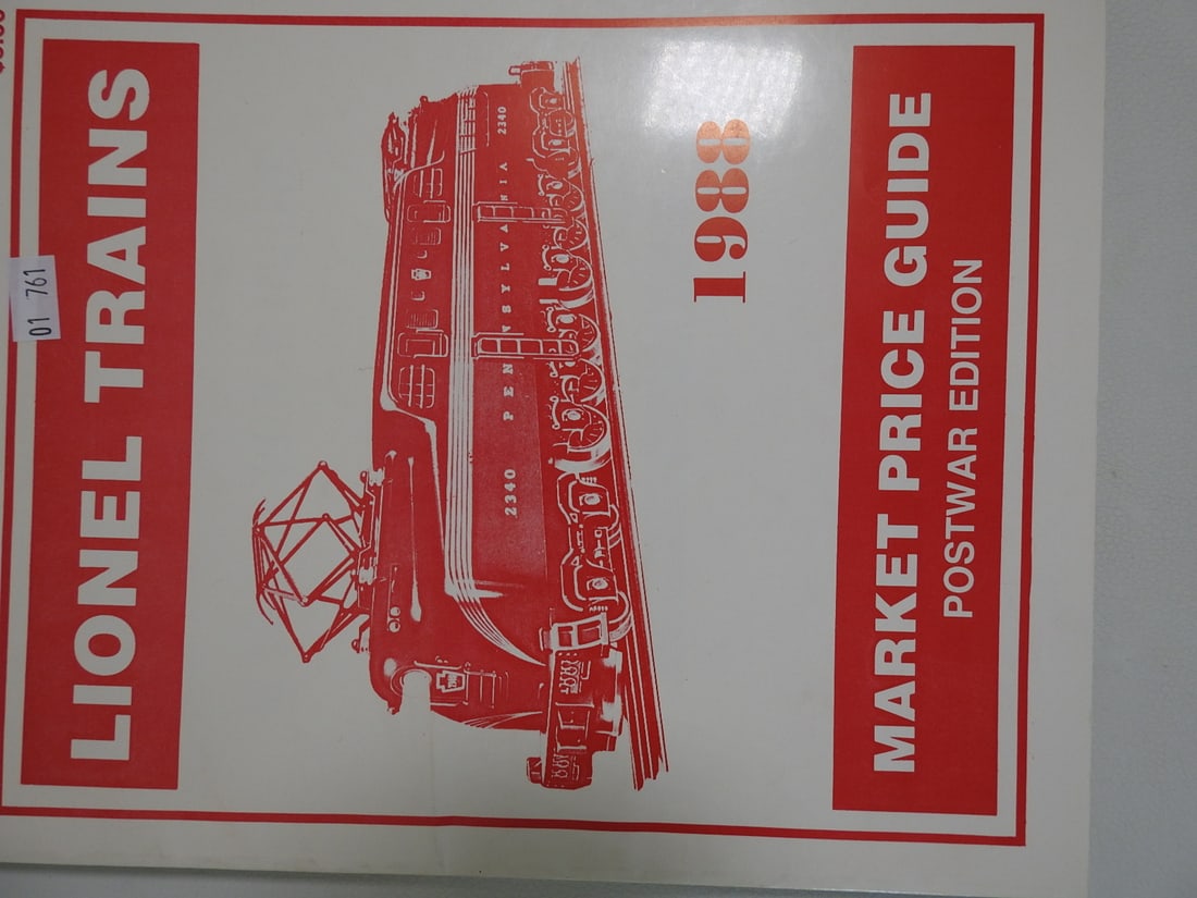 Lionel Train Catalogs and Reference Book Lot - 3
