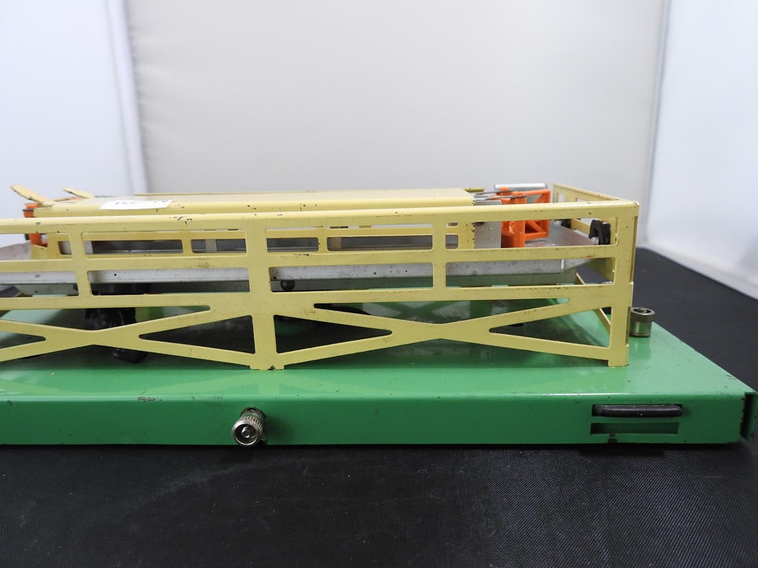 Lionel No. 3462P Milk Car Platform and Stockyard Parts Lot - 3
