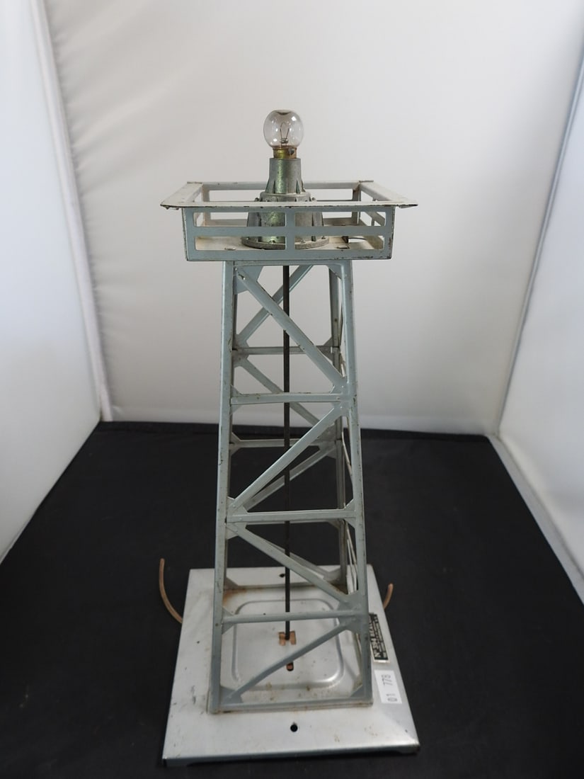 Lionel No. 394 Beacon Tower - 4